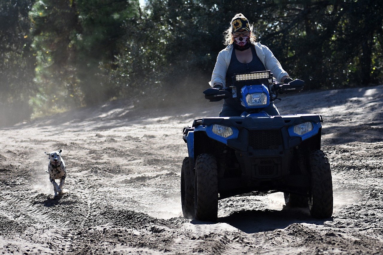 Honda Pioneer vs Polaris Ranger