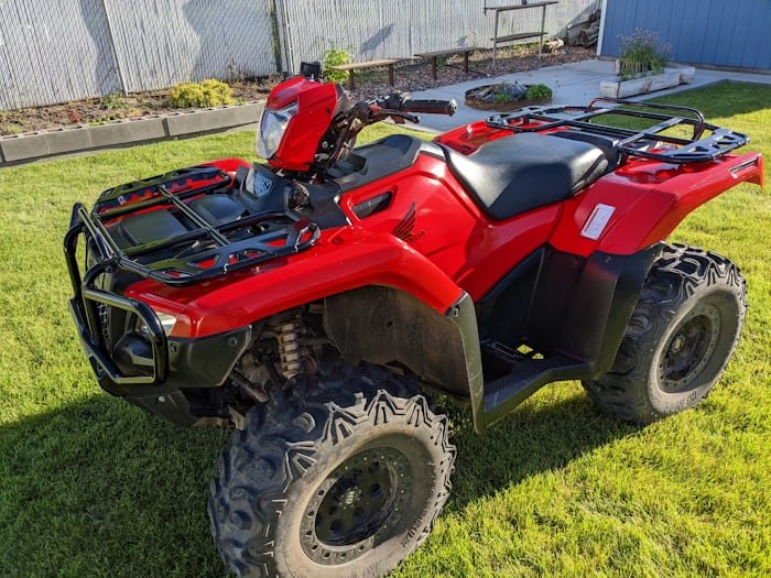 Dipstick on a Honda Pioneer 1000